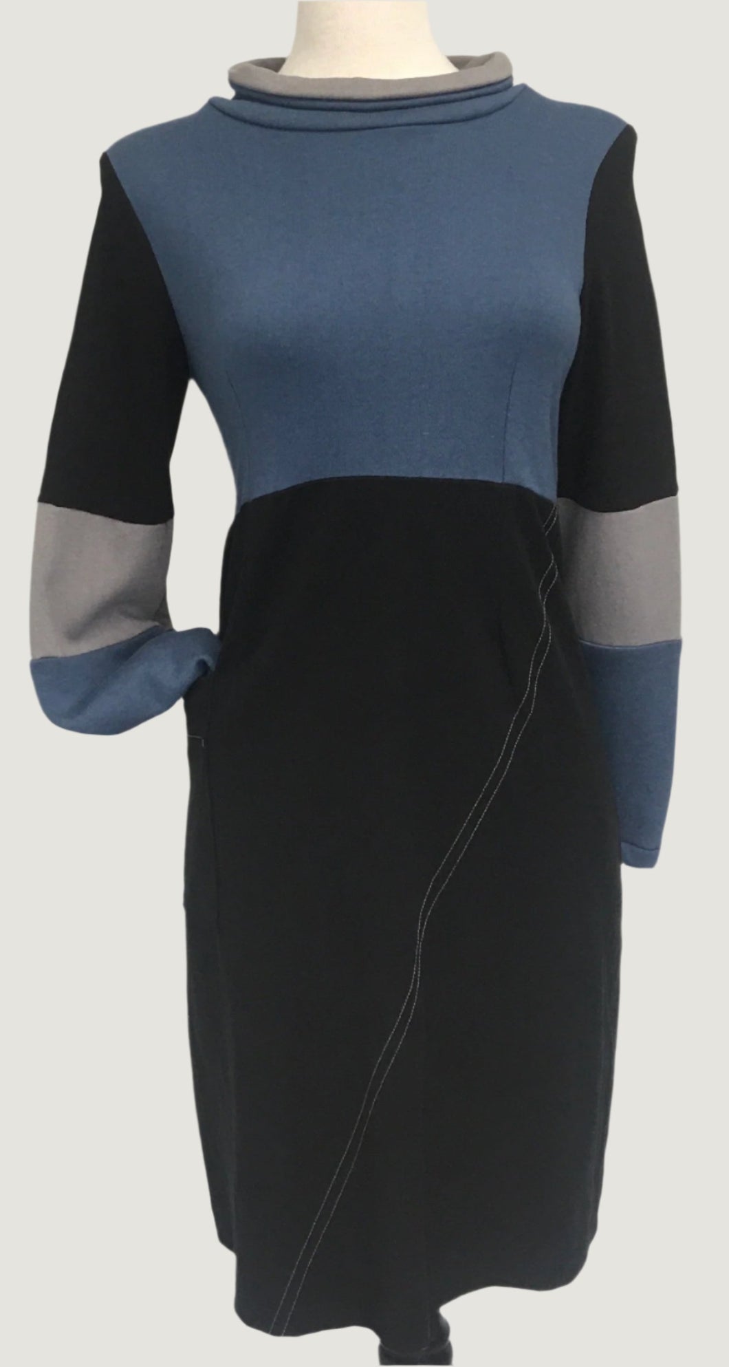 LEXI MIX UP DRESS BLUE BLACK (SIZE S) $185.