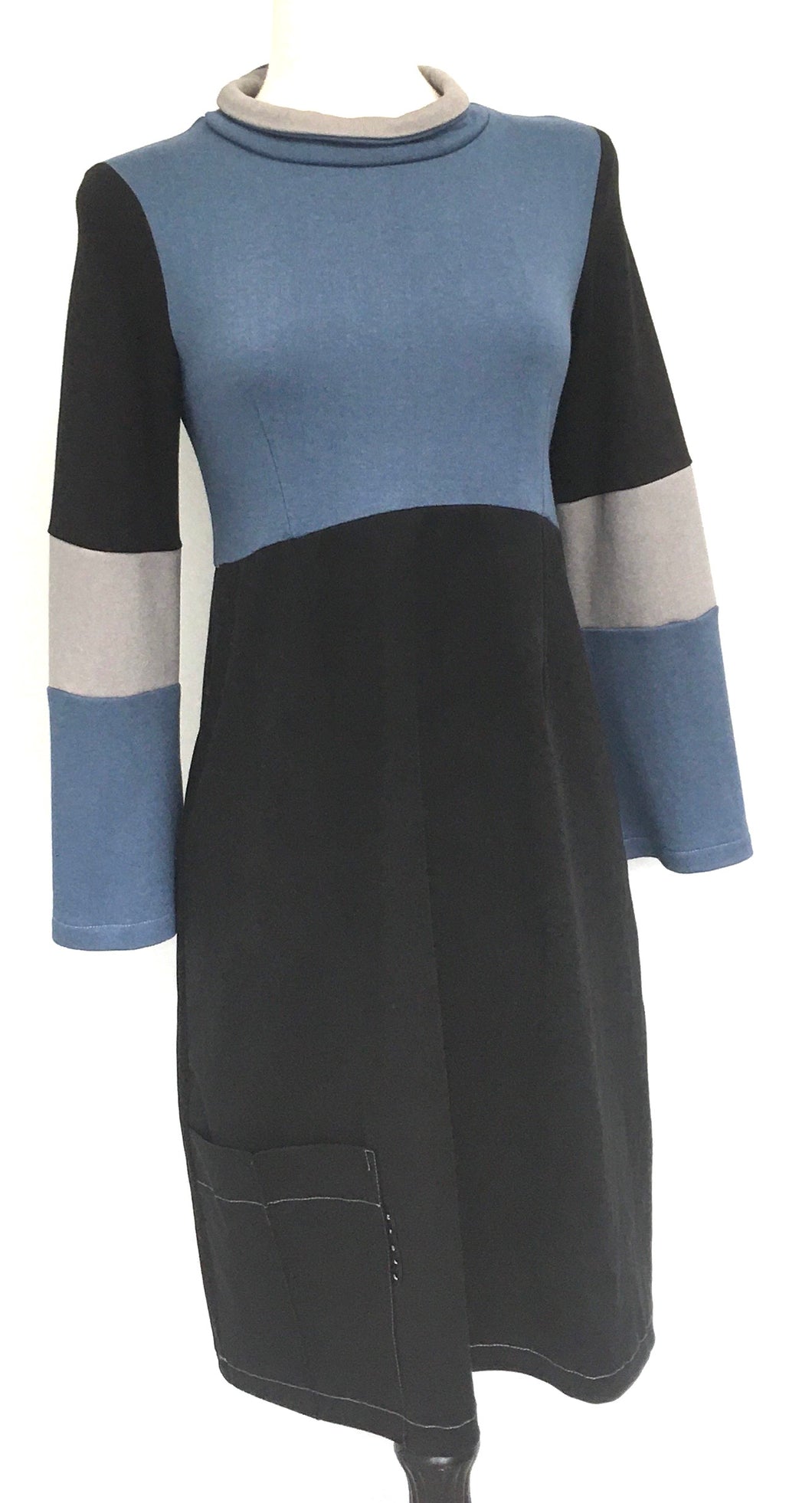 LEXI MIX-UP DRESS BLUE BLACK LOWER PKT. (S) $185.