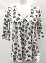 Load image into Gallery viewer, DOLL TOP BAMBOO PRT.
