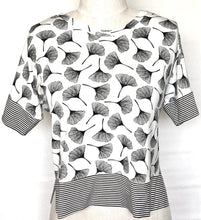 Load image into Gallery viewer, TERA bamboo printed top
